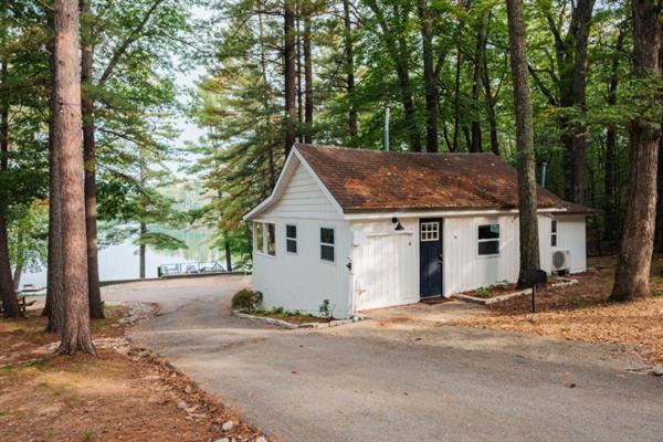 Arbutus Lake 3 Bedroom Cottage Τράβερς Σίτι Εξωτερικό φωτογραφία